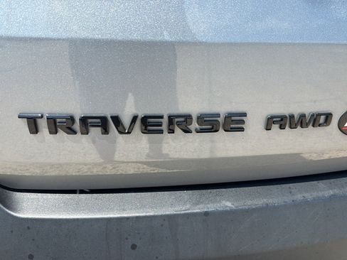 Used 2023 Chevrolet Traverse RS AWD/4WD image 55