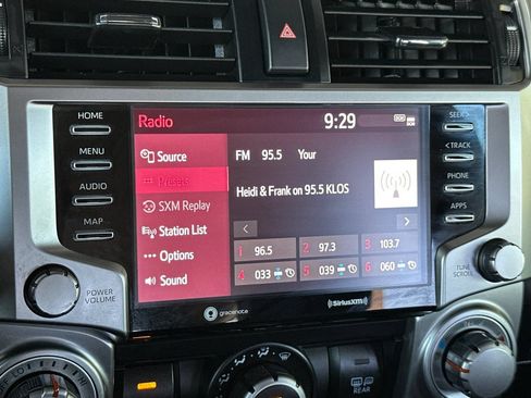 Used 2022 Toyota 4Runner TRD Sport AWD/4WD image 19
