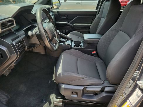 Used 2024 Toyota Tacoma SR AWD/4WD image 20