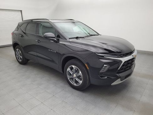 Used 2024 Chevrolet Blazer LT w/ Convenience Package FWD image 11