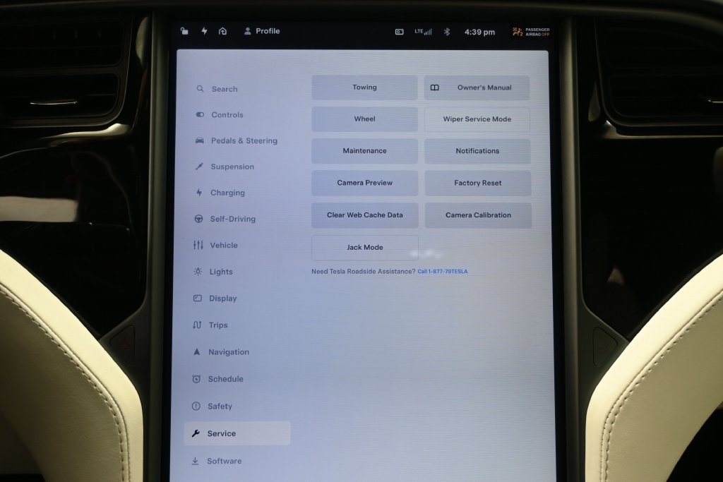 Used 2020 Tesla Model X Long Range AWD/4WD image 20