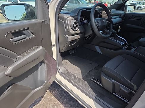 New 2026 Chevrolet Colorado Trail Boss AWD/4WD image 10