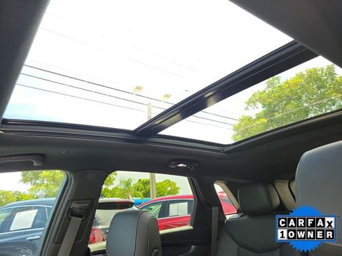 Certified 2023 Cadillac XT5 Premium Luxury FWD image 33