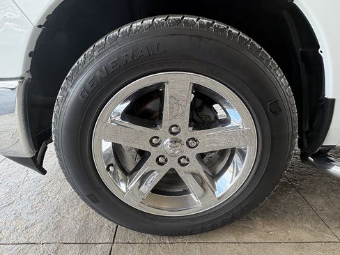 Used 2012 RAM 1500 Big Horn w/ Luxury Group image 10