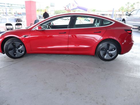 Used 2019 Tesla Model 3 Long Range RWD image 10