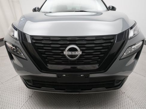 Certified 2023 Nissan Rogue SV w/ SV Premium B Package image 22