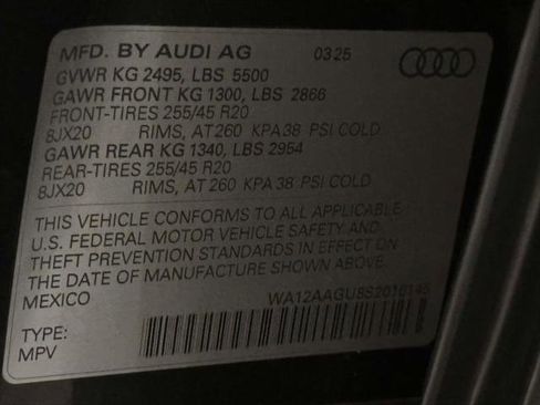 Used 2025 Audi Q5 Premium Plus w/ Premium Plus AWD/4WD image 32
