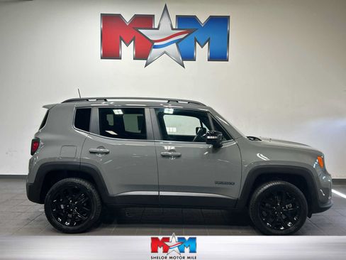 Used 2022 Jeep Renegade Altitude AWD/4WD image 1