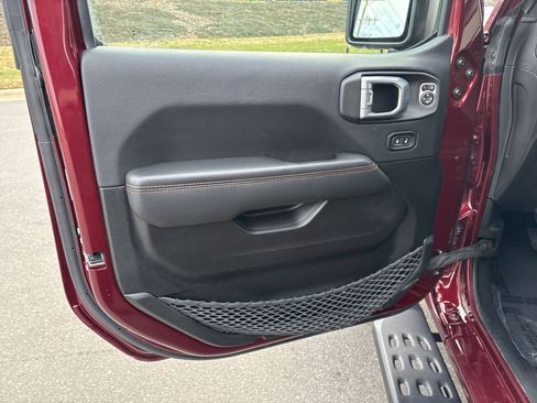 Certified 2022 Jeep Gladiator Mojave w/ LED Lighting Group image 15