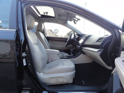 Used 2016 Subaru Legacy 2.5i Limited AWD/4WD image 40
