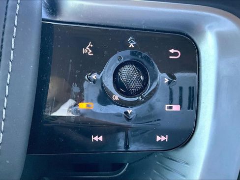 Certified 2025 INFINITI QX80 Sensory image 27