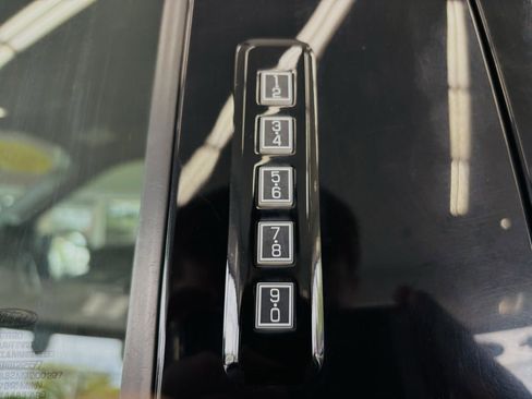 Used 2020 Ford F150 XLT w/ Equipment Group 302A Luxury AWD/4WD image 15