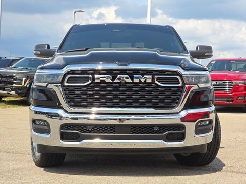 Used 2026 RAM 1500 Big Horn AWD/4WD image 3