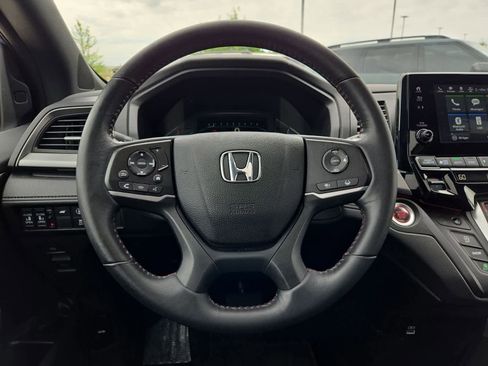 Used 2023 Honda Odyssey Sport image 22