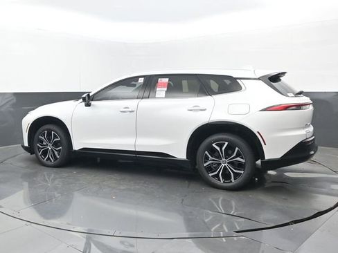 New 2026 Toyota Crown Signia AWD/4WD image 3