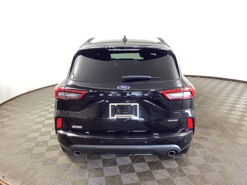 Certified 2023 Ford Escape ST-Line w/ Tech Pack #1 AWD/4WD image 3