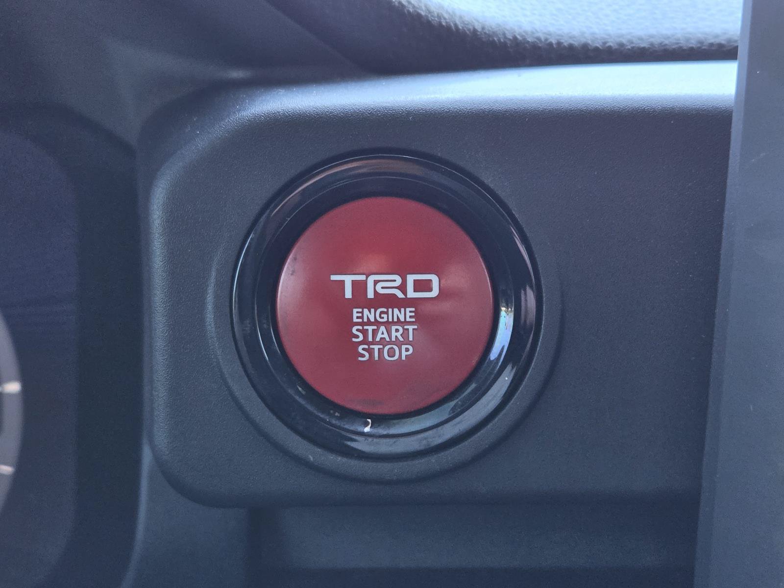 Used 2024 Toyota Tacoma TRD Off-Road AWD/4WD image 20