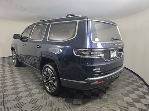Used 2022 Jeep Grand Wagoneer Series III image 3