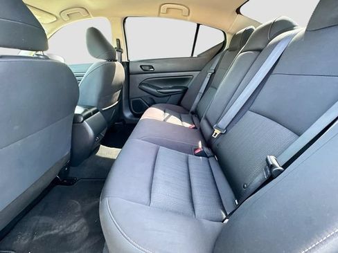 Used 2024 Nissan Altima 2.5 SV FWD image 22