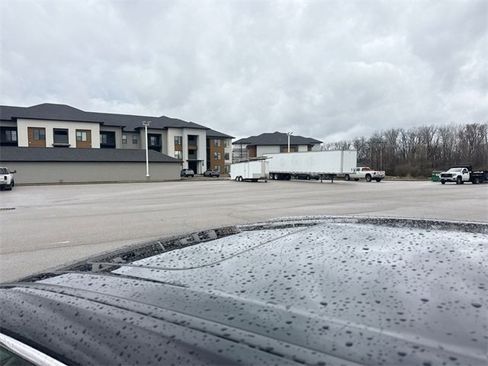 Used 2024 Honda CR-V EX image 28