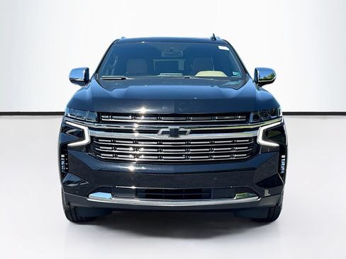 Used 2023 Chevrolet Suburban Premier AWD/4WD image 2