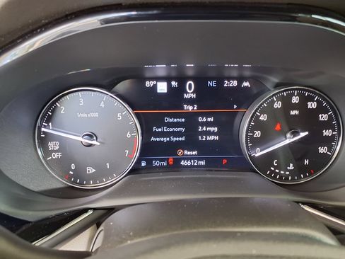 Used 2022 Buick Envision Avenir w/ Technology Package II FWD image 26