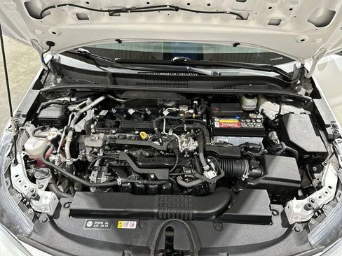 Used 2021 Toyota Corolla SE FWD image 18