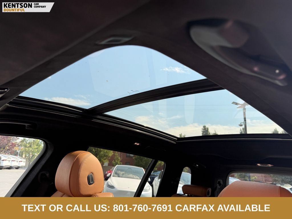 Used 2022 BMW X7 xDrive40i w/ M Sport Package AWD/4WD image 29