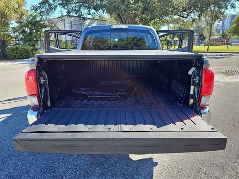 Used 2018 Toyota Tacoma SR5 image 14