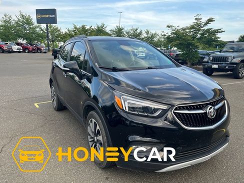 Used 2020 Buick Encore Essence FWD image 1