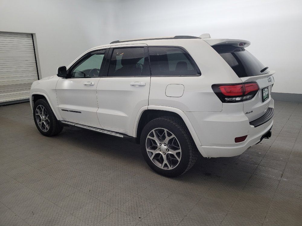 Used 2019 Jeep Grand Cherokee Overland AWD/4WD image 3