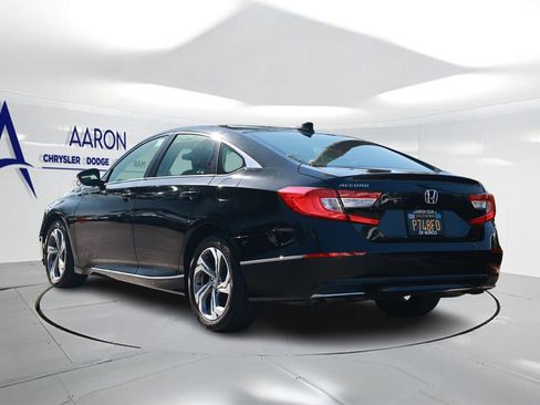 Used 2018 Honda Accord EX image 2