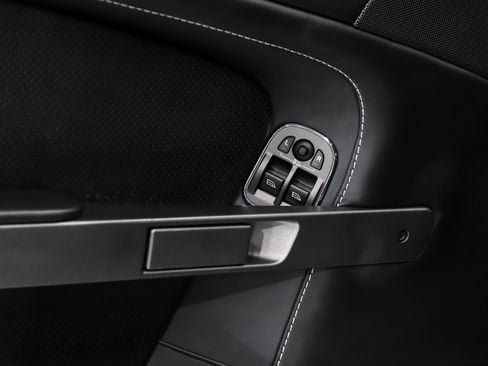 Used 2016 Aston Martin V8 Vantage GT image 8