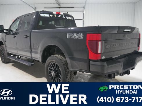 Used 2022 Ford F250 Lariat w/ Black Appearance Package image 7