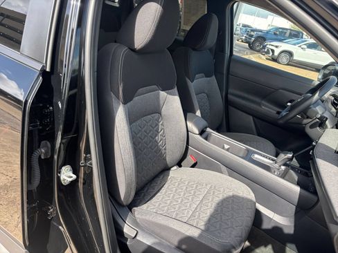Used 2026 Nissan Kicks SV w/ Cold Weather Package FWD image 35