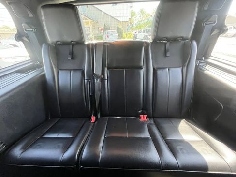 Used 2015 Ford Expedition Limited w/ Equipment Group 301A image 10