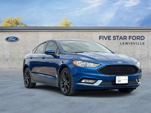Used 2018 Ford Fusion SE w/ Equipment Group 201A FWD image 1