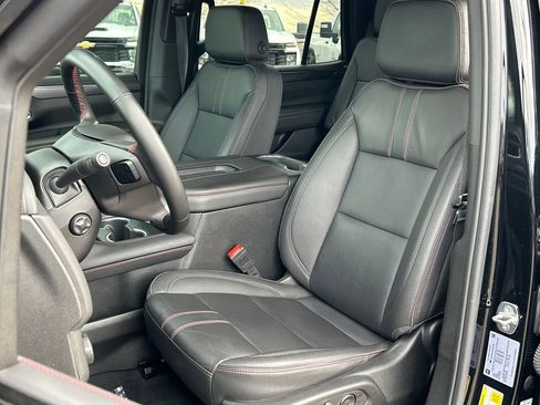 Used 2024 Chevrolet Tahoe RST w/ Luxury Package image 16