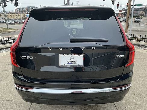 New 2026 Volvo XC90 T8 Plus w/ Protection Package image 9