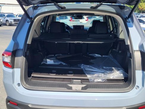 New 2026 Honda Pilot image 4