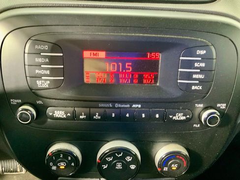 Used 2016 Kia Soul image 20