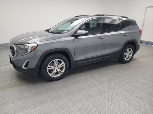 Used 2019 GMC Terrain SLE w/ Driver Convenience Package image 2