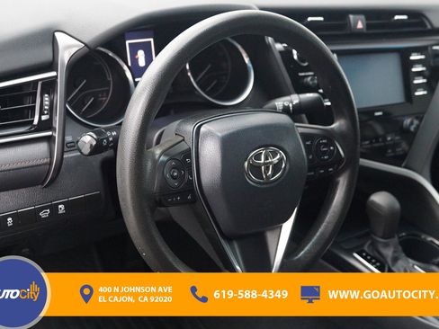 Used 2020 Toyota Camry LE FWD image 19