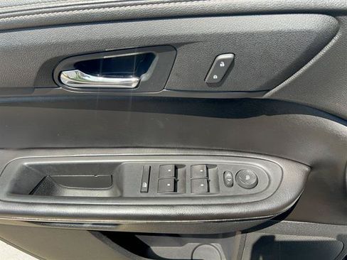 Used 2016 GMC Acadia SLT AWD/4WD image 11