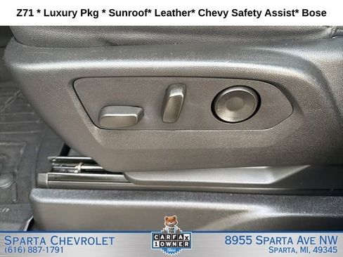 Used 2024 Chevrolet Suburban Z71 w/ Luxury Package AWD/4WD image 21