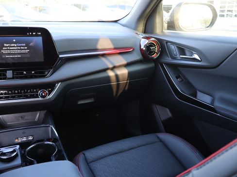 Used 2026 Chevrolet Equinox RS w/ Convenience Package III FWD image 13