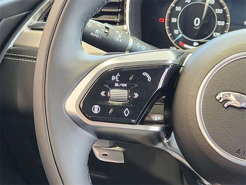 Used 2026 Jaguar F-PACE R-Dynamic S image 26