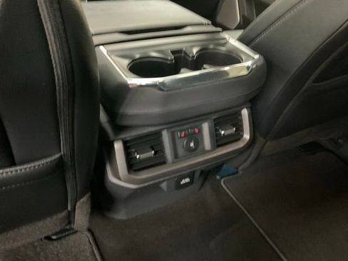 Used 2025 Ford F150 Lariat w/ Equipment Group 502A High AWD/4WD image 17