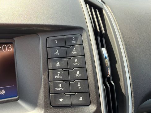 Used 2017 Ford Edge SEL AWD/4WD image 22