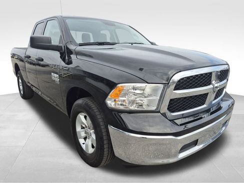 Used 2024 RAM 1500 Classic SLT image 7